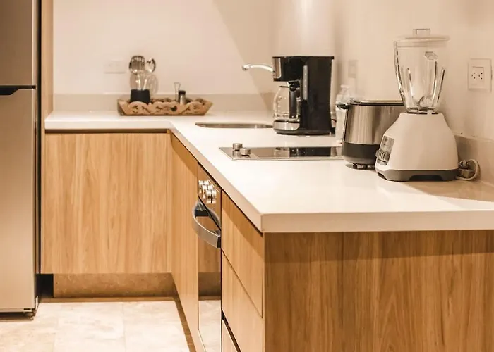 Chic 2br In Exclusive Building
