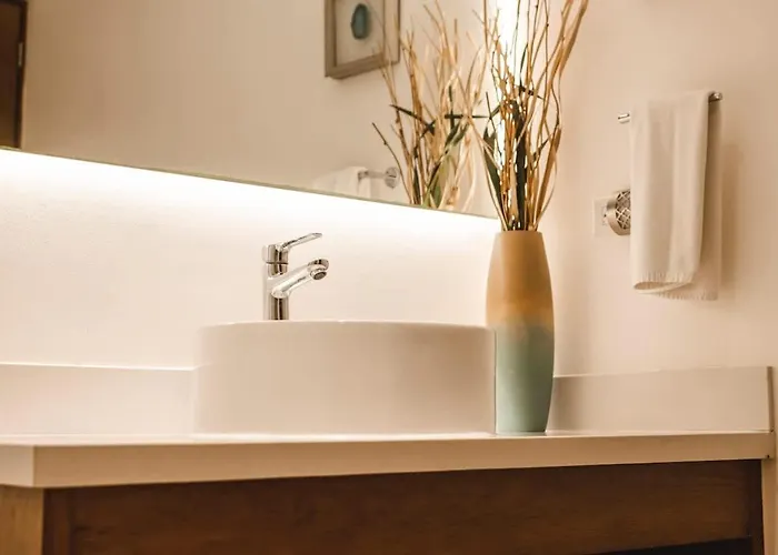 Chic 2br In Exclusive Building * Playa del Carmen