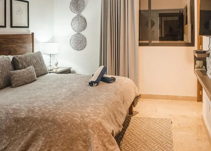 Chic 2br In Exclusive Building Ferienhaus *