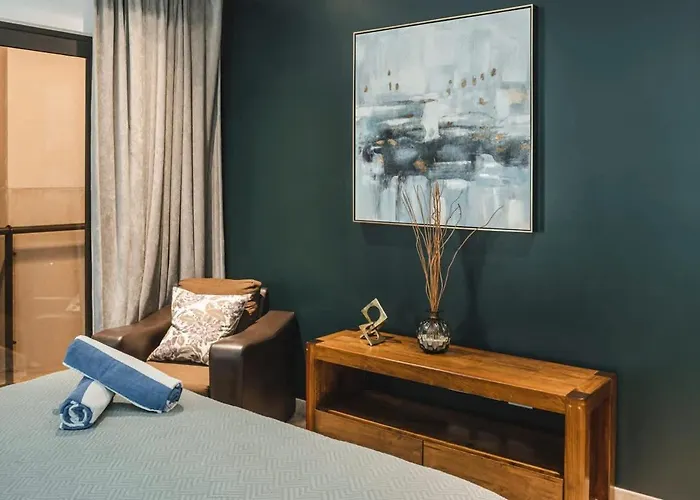 Chic 2br In Exclusive Building *