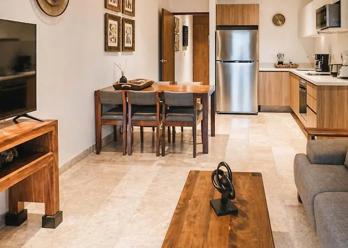 Chic 2br In Exclusive Building Ferienhaus